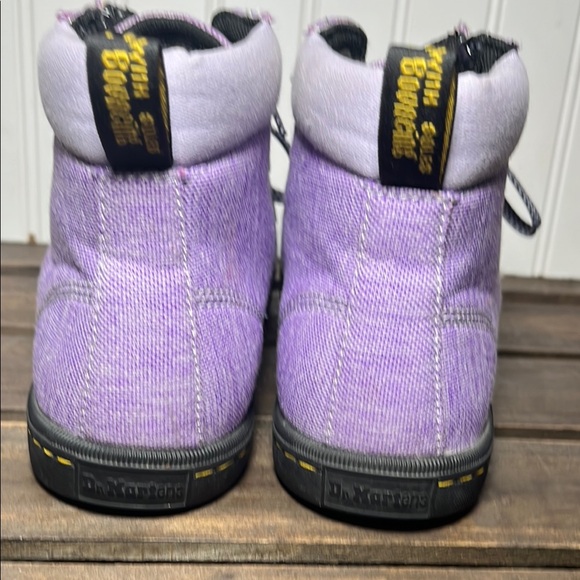 Dr. Martens Maegley purple High-Top Ankle Boots with Black Soles - Picture 5 of 12